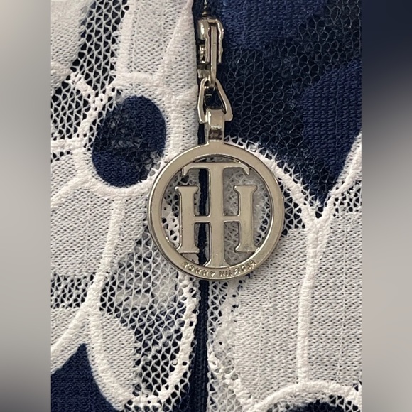 Tommy Hilfiger EUC Daisy Lace Floral Navy and White Belted Sleeveless Midi Dress - Picture 7 of 11